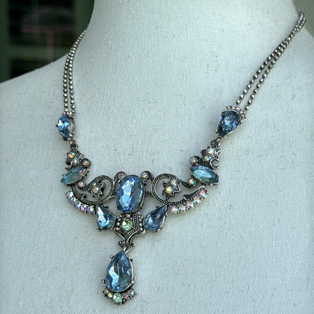 Avon Statement Necklace - image 4